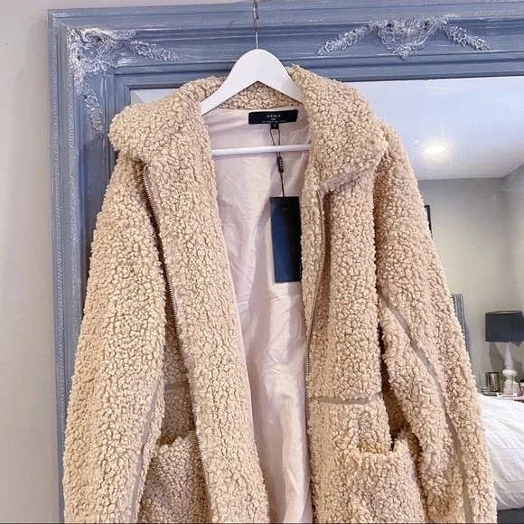 NWT ON PARLE DE VOUS Inter Teddy Zip Up Coat in Beige S - Picture 6 of 6